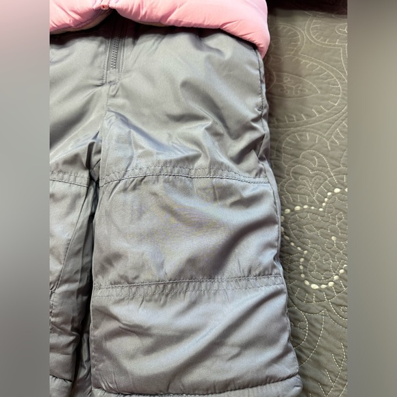 Carters Baby/Toddler  Girls 2 Piece Gray/Pink Snowsuit NWT Sizes 12M & 2… - Picture 5 of 11